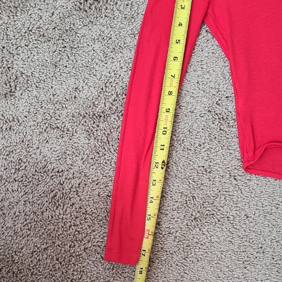 Express Fittes Long Sleeve Tie Shoulder Bodysuit - Picture 14 of 15